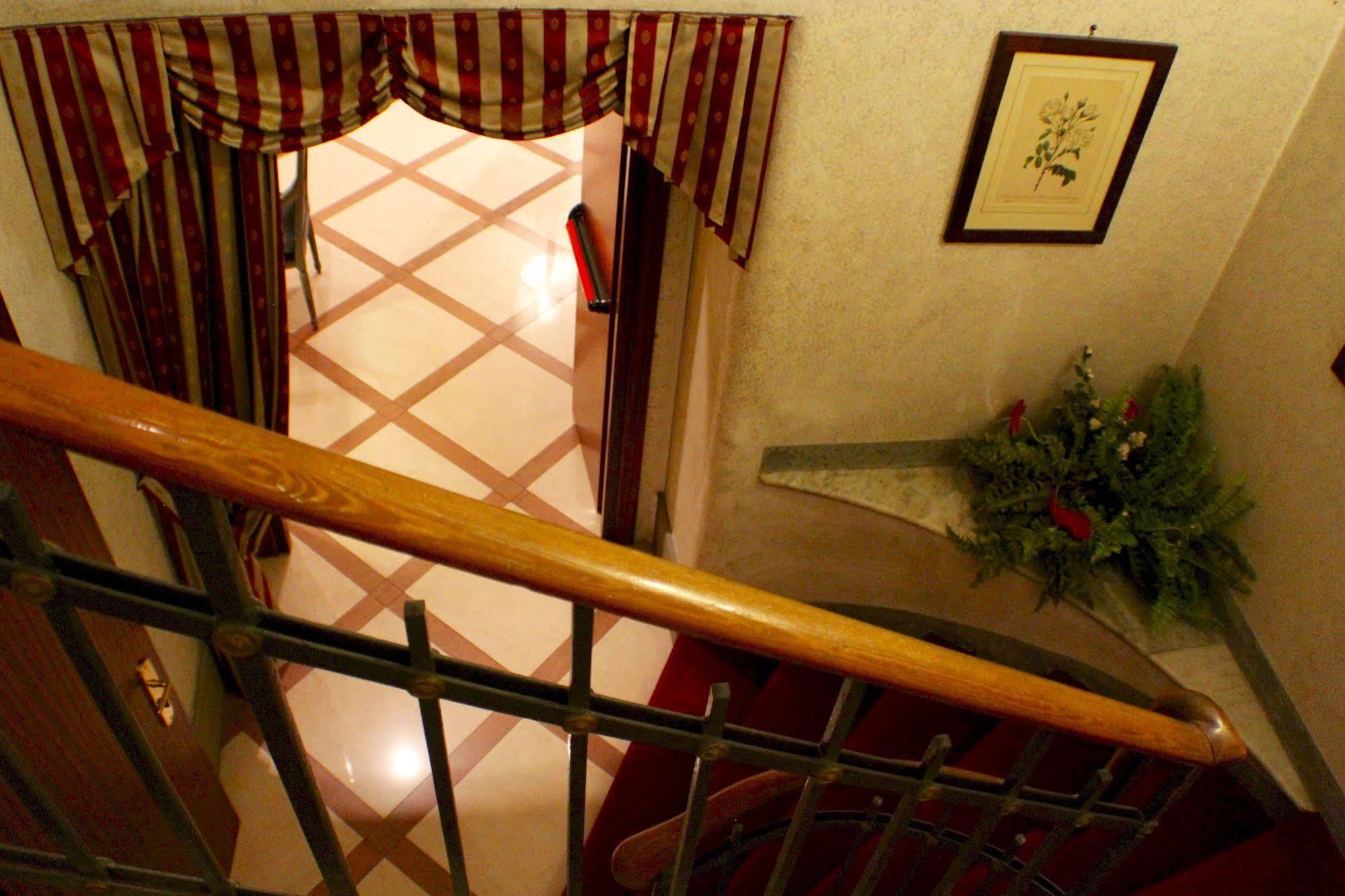 Grand Hotel Olympic Aurum Hotels Rome Buitenkant foto